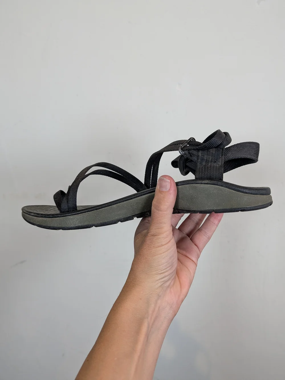 Chaco Black Strappy Outdoor Sandal, Size 8